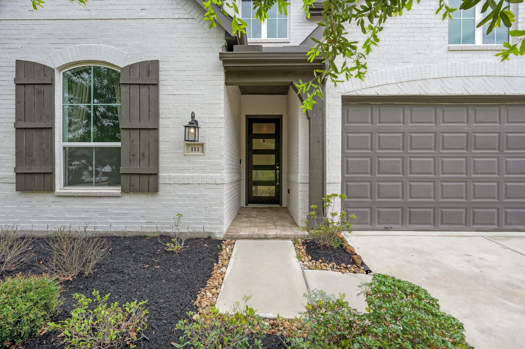 111 Liatris Ct, Conroe, TX 77304 photo