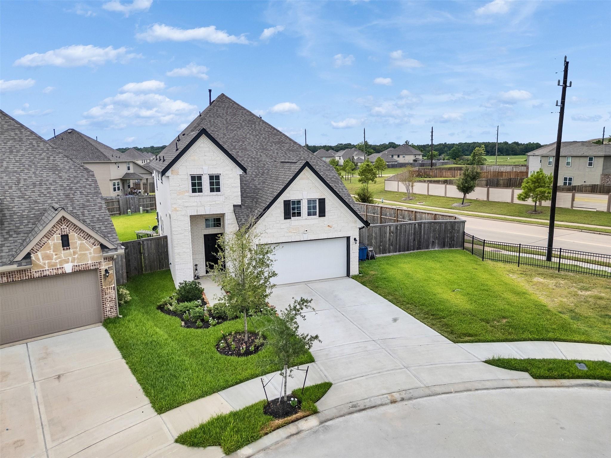10602 Sunrise Park Ln, Humble, TX 77396
