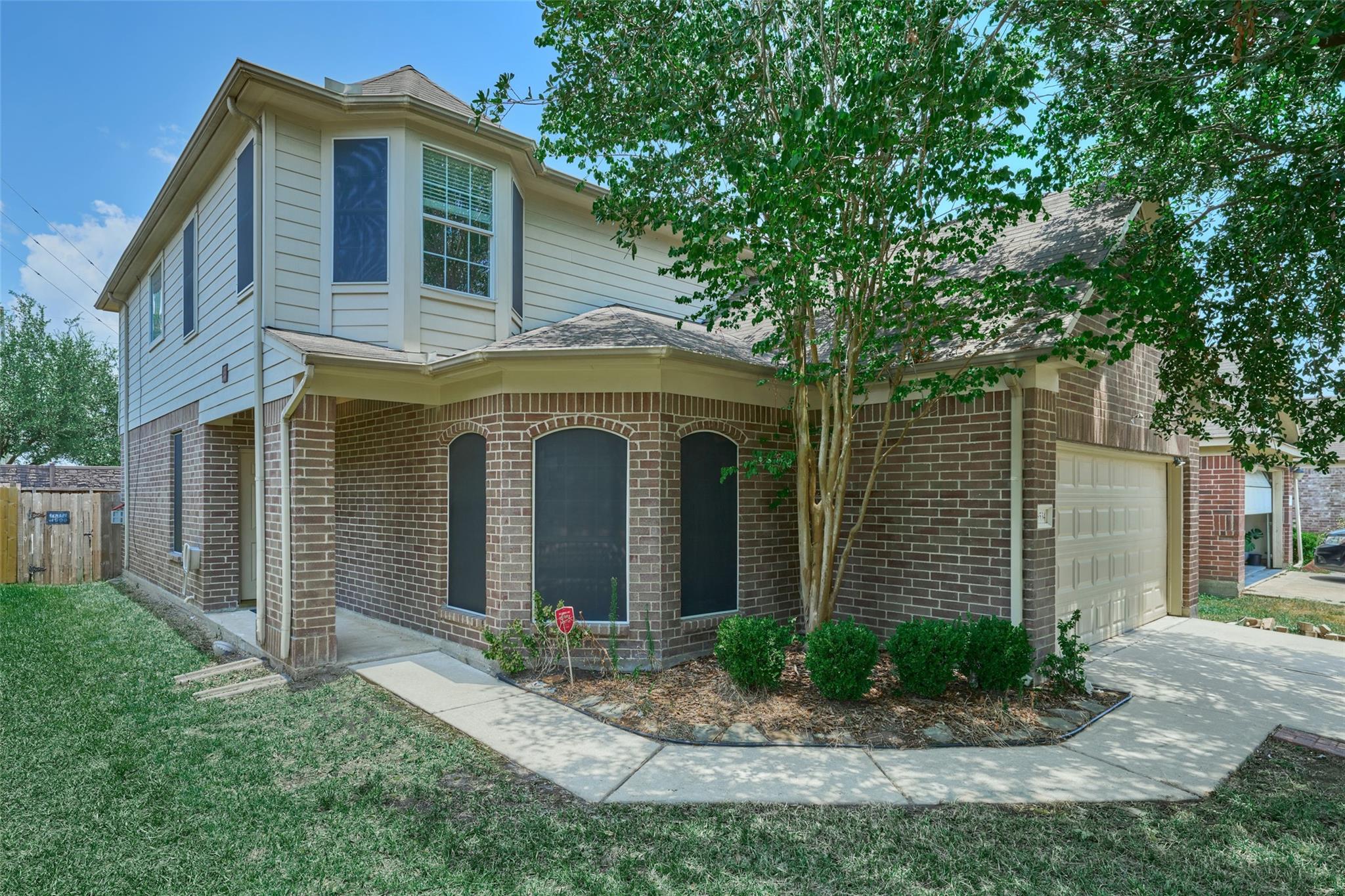 18534 Alemarble Oak St, Cypress, TX 77429
