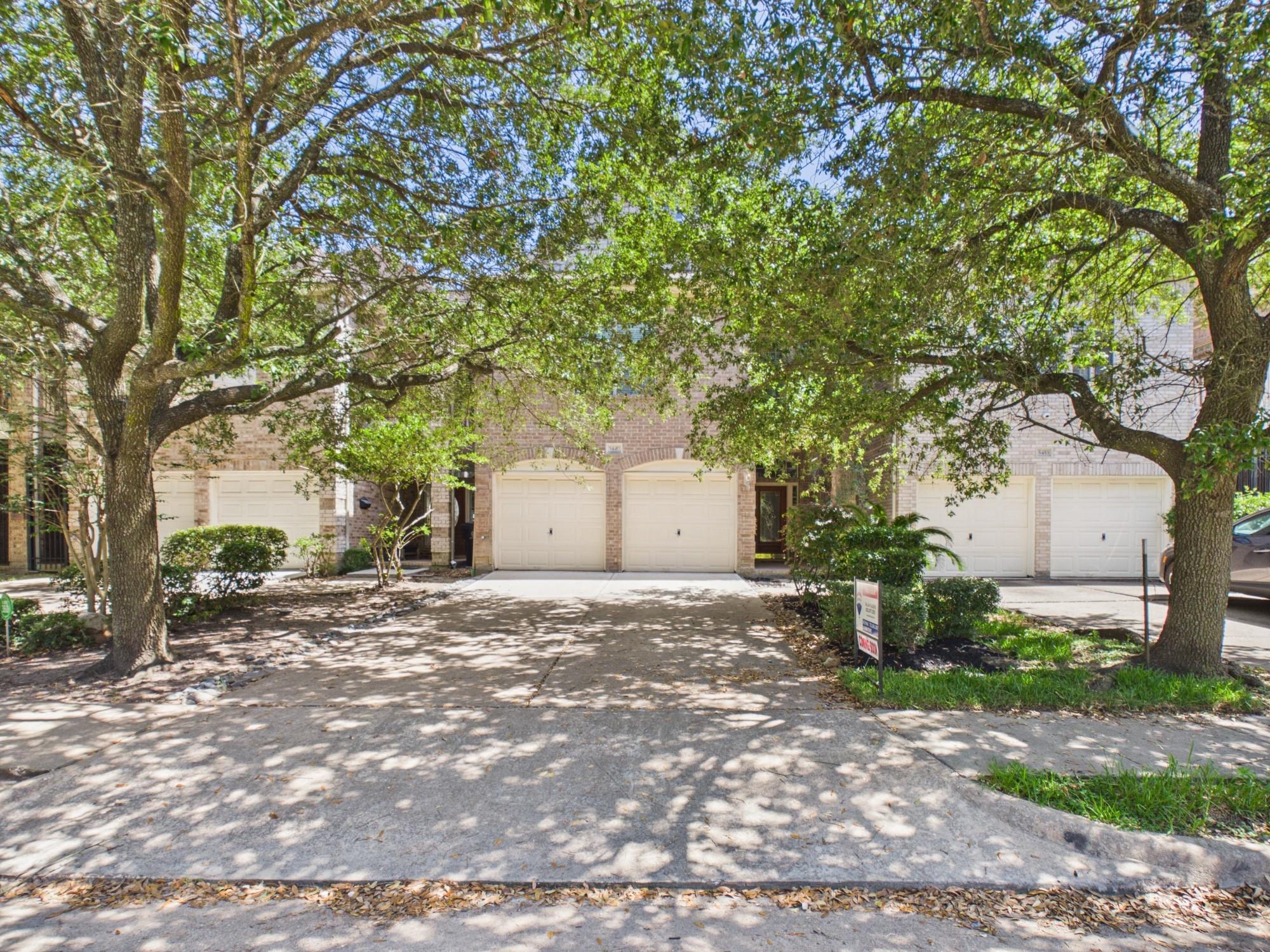 5449 Fairdale Ln, Houston, TX 77056