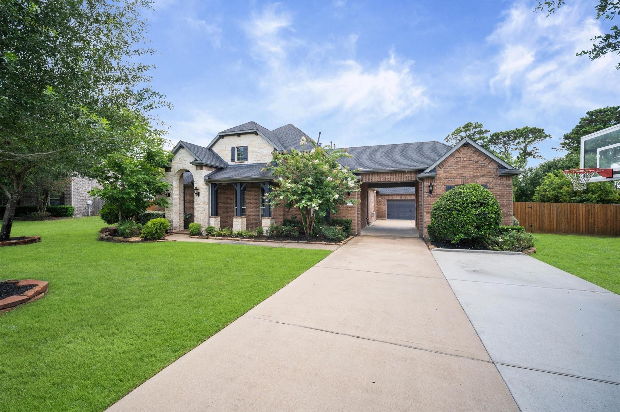 24611 Waterstone Estates Cir, Tomball, TX 77375