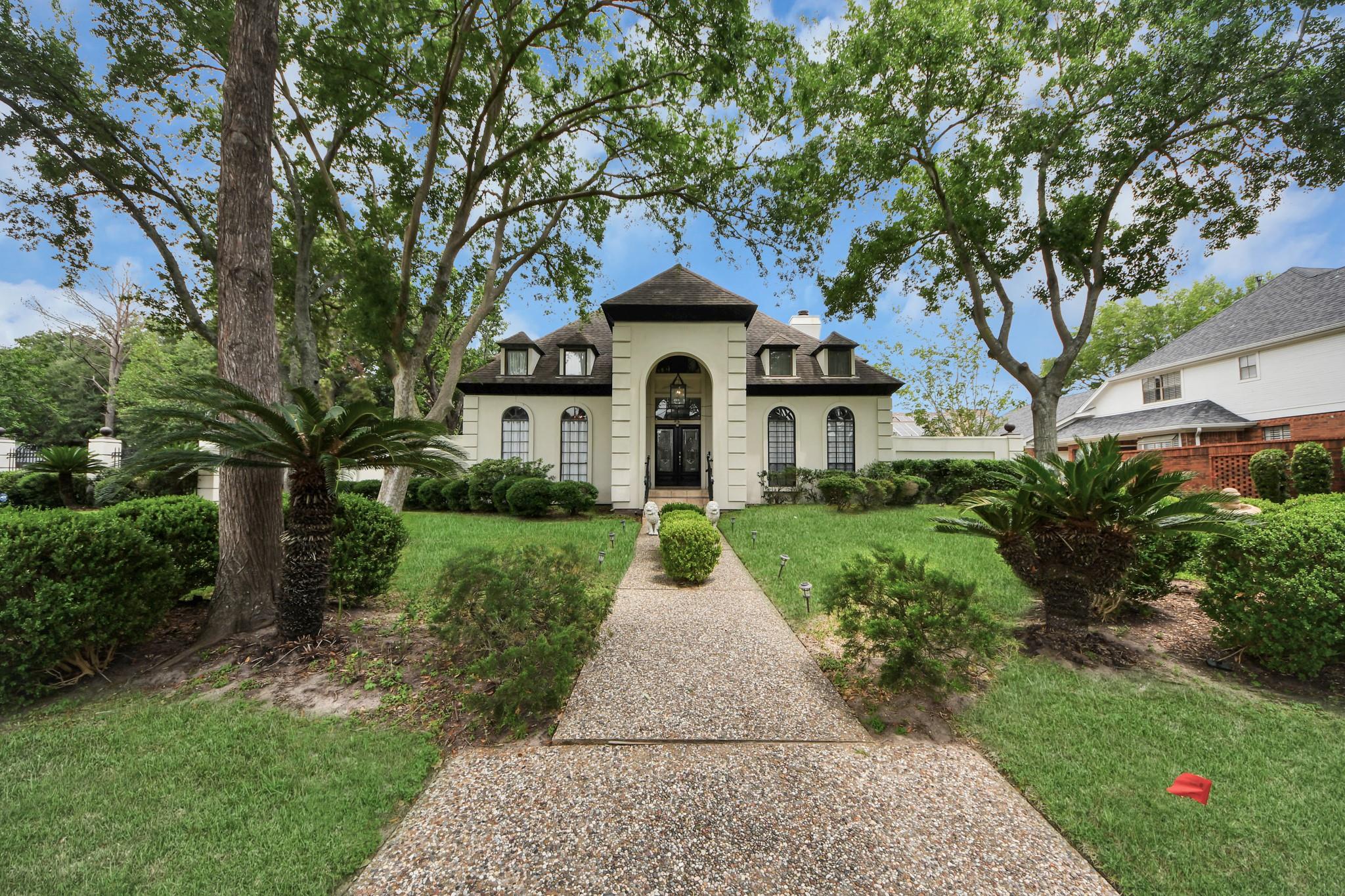 8302 Candlegreen Ln, Houston, TX 77071 photo