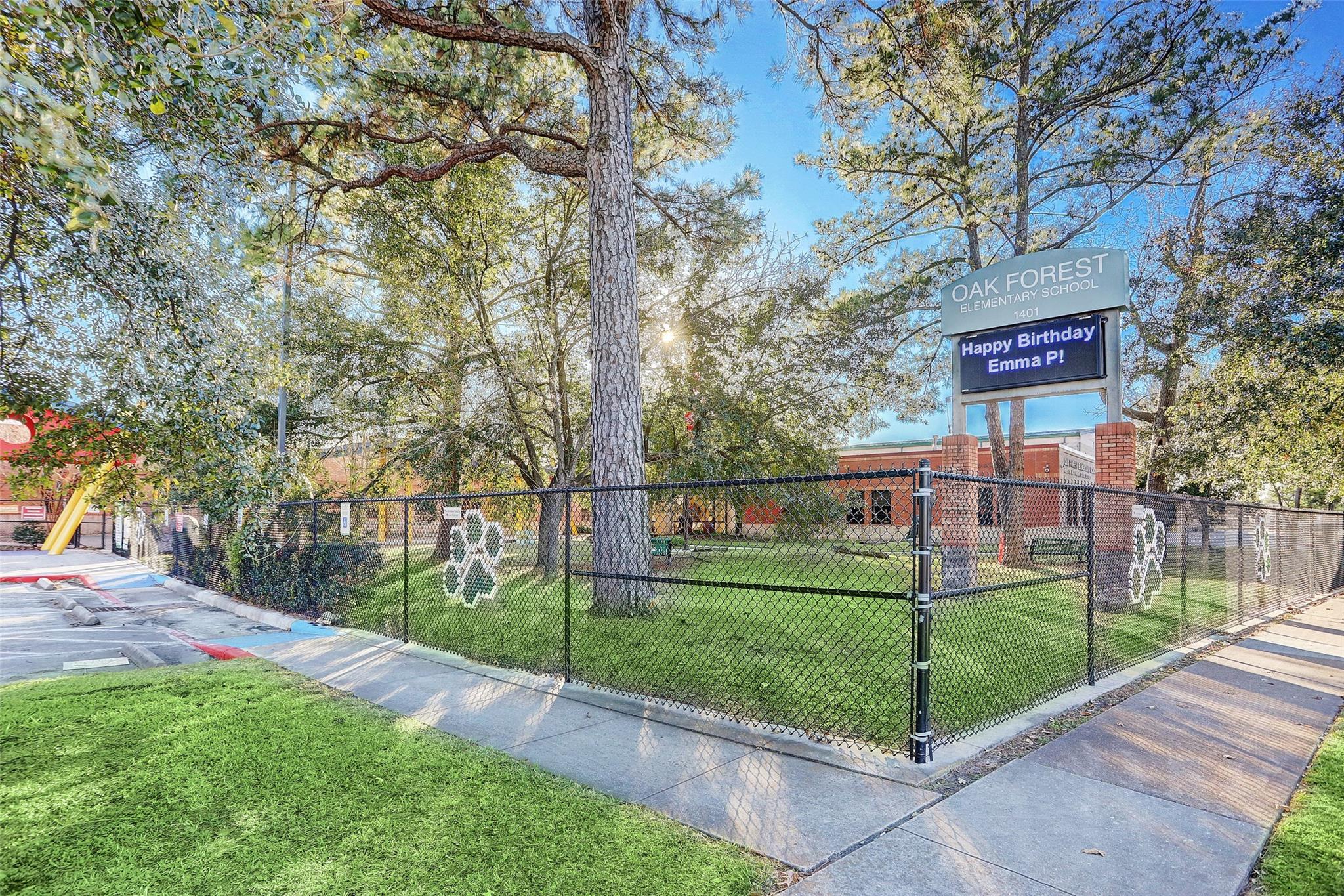 1231 Martin St, Houston, TX 77018 photo