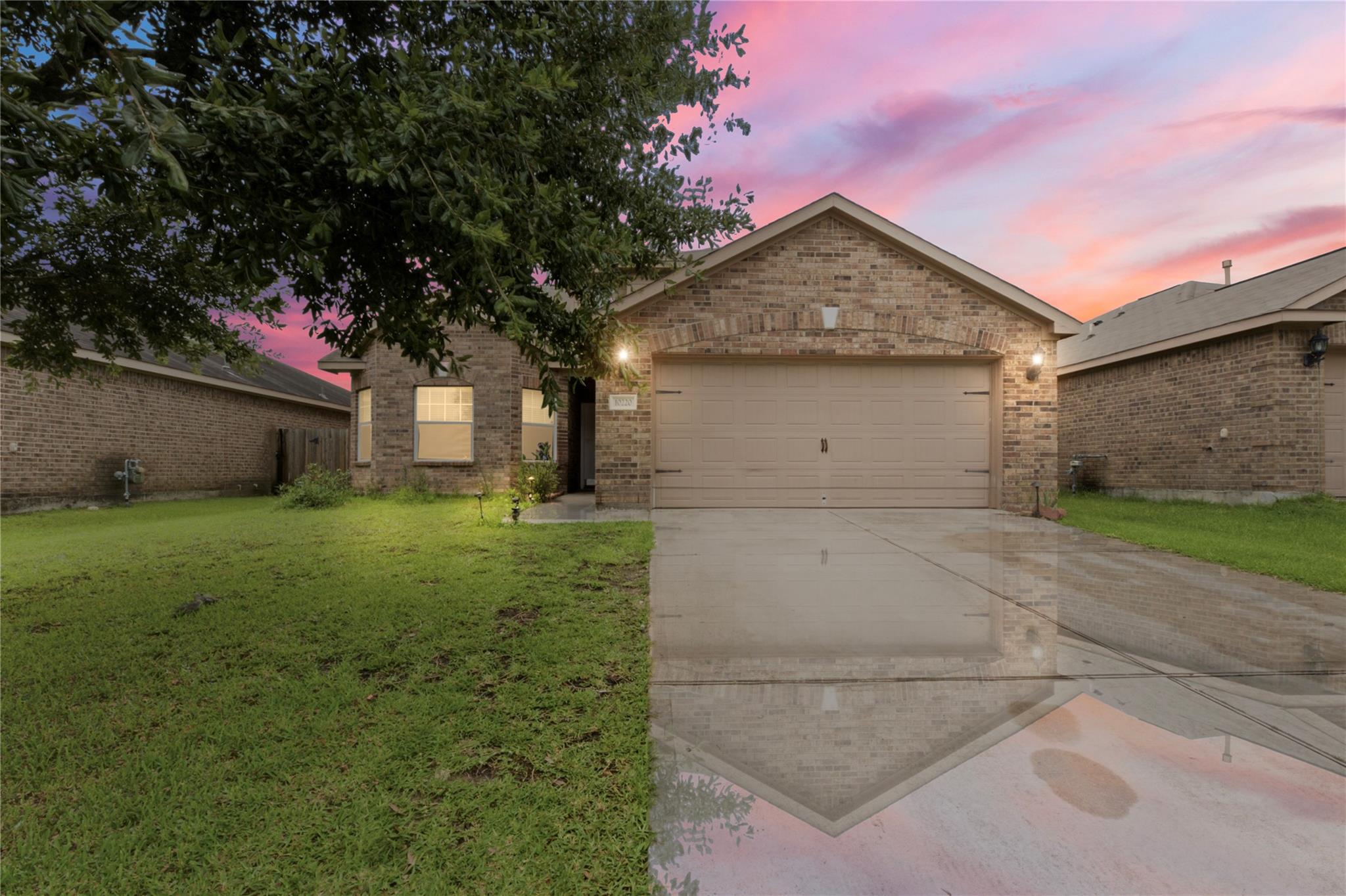 10220 Red Fern Ct, Conroe, TX 77385