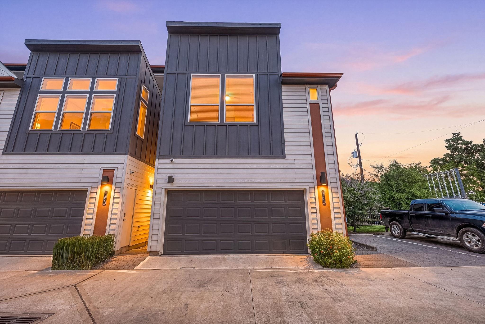 725 Emile St, Houston, TX 77020