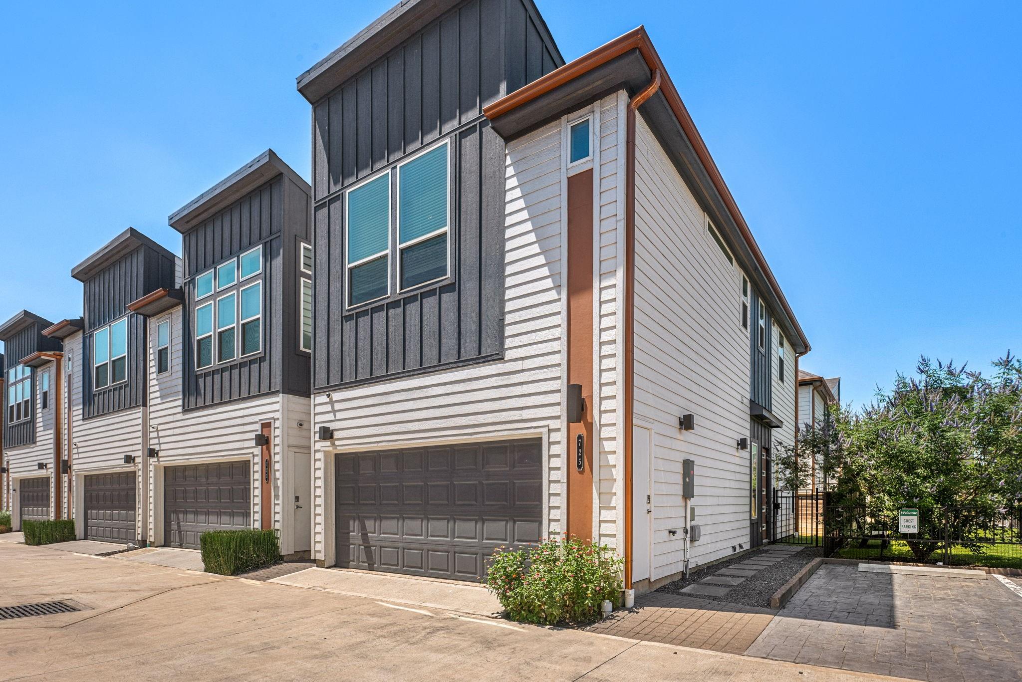 725 N Emile St, Houston, TX 77020 photo