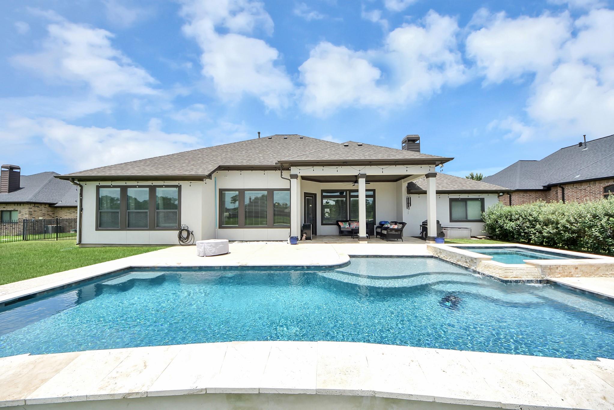 11726 Grand Pond Dr, Montgomery, TX 77356