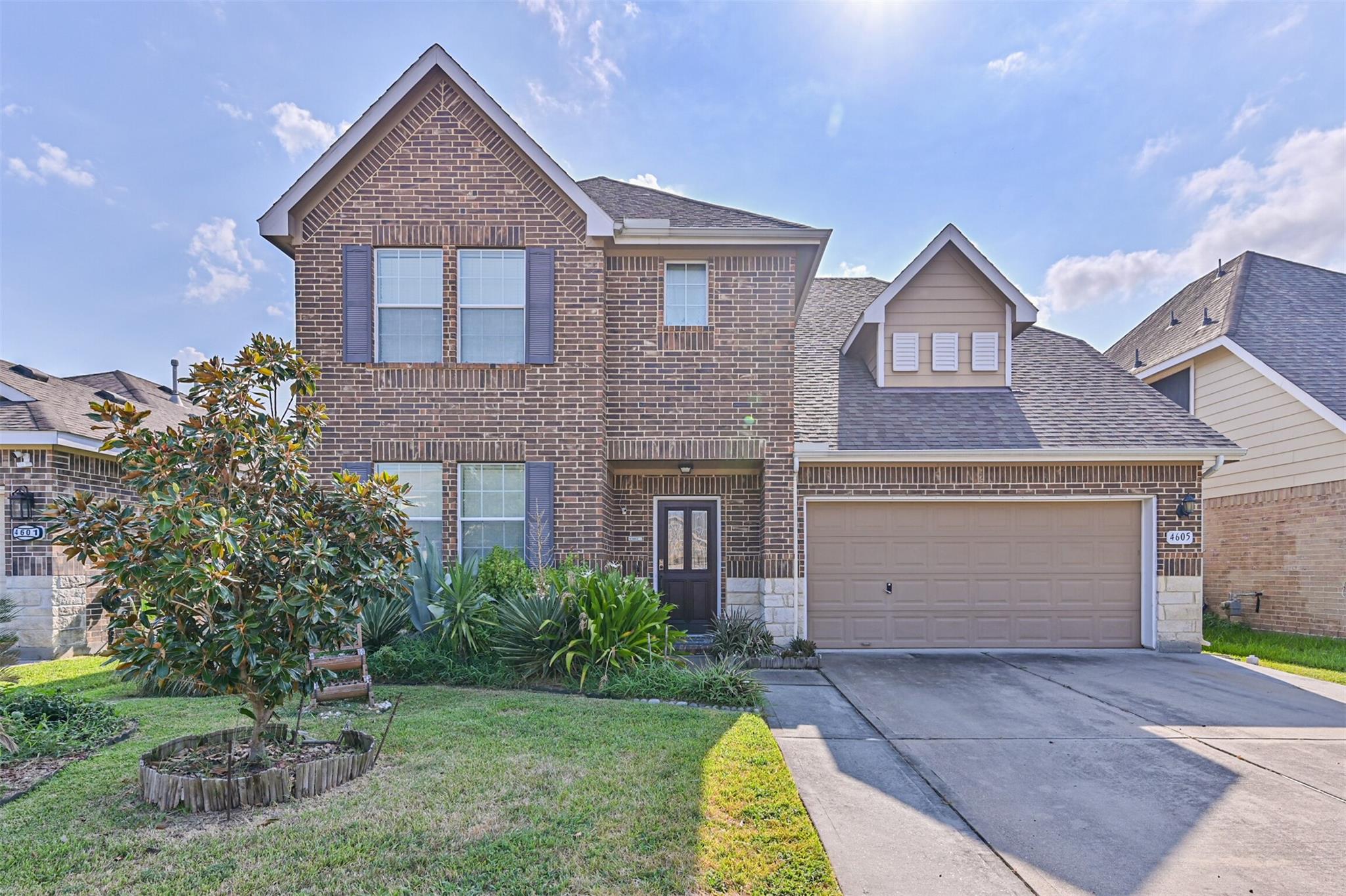 4605 Meadow Way Dr, Deer Park, TX 77536 photo