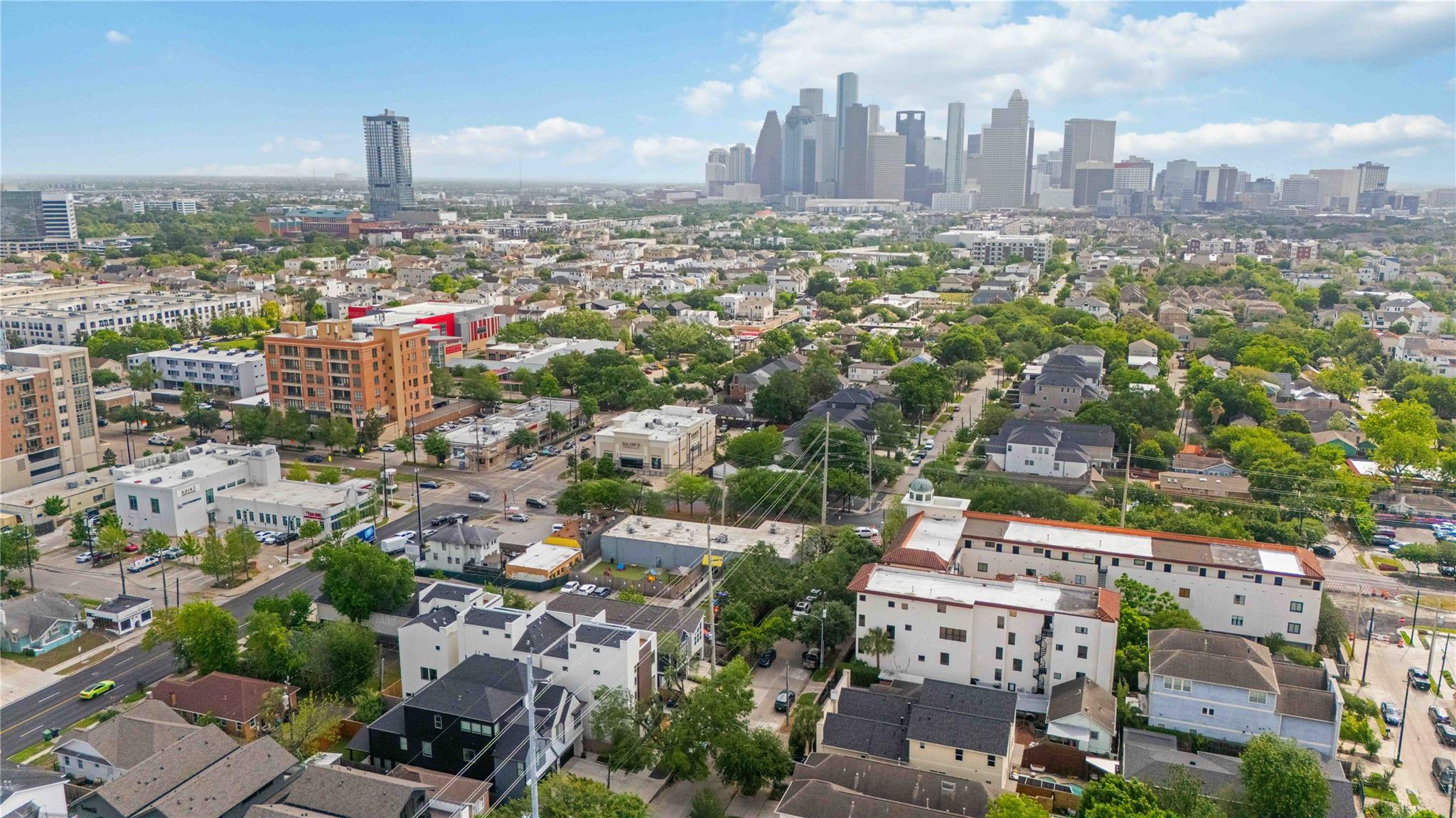1110 Peden St #B, Houston, TX 77006 photo