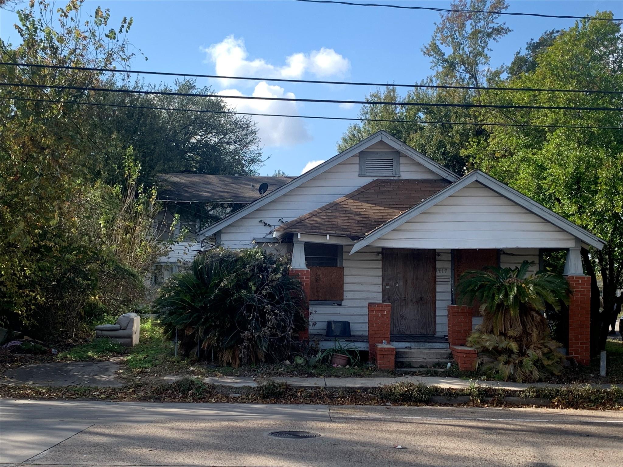 5215 Hardy St, Houston, TX 77009 photo