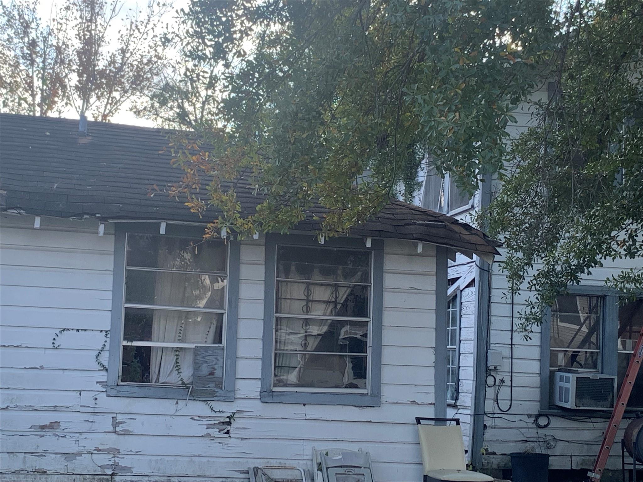 5215 Hardy St, Houston, TX 77009 photo