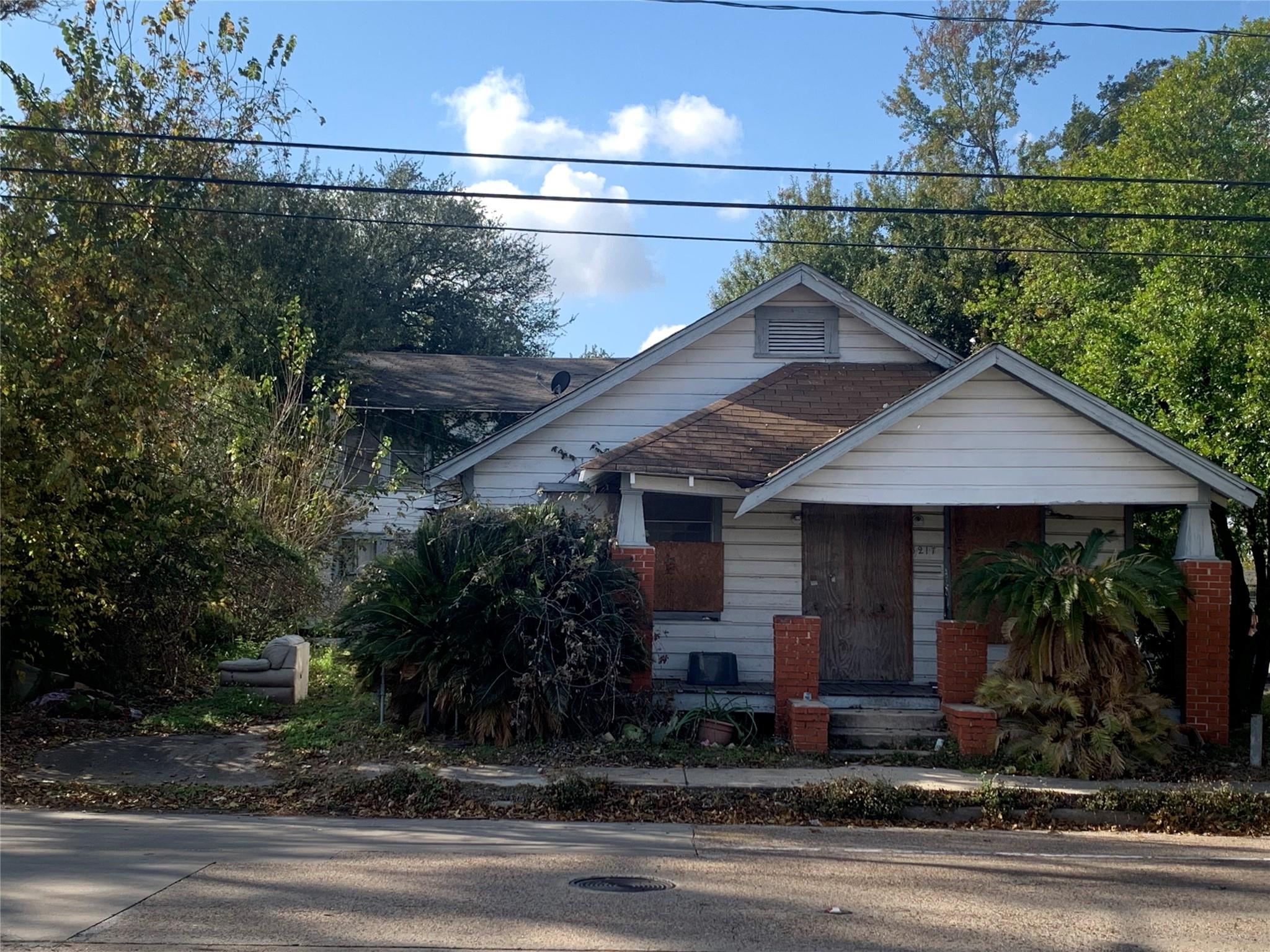 5215 Hardy St, Houston, TX 77009 photo