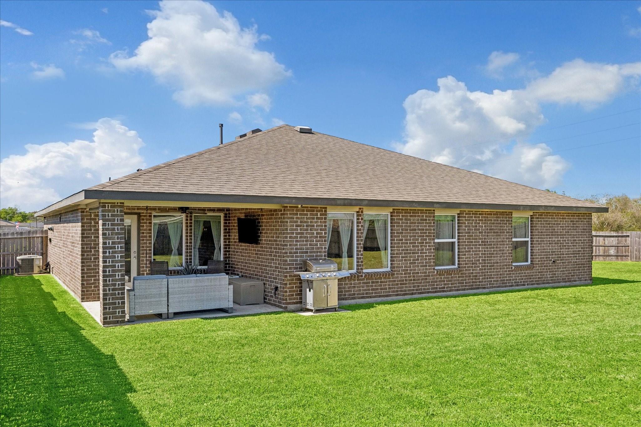 3403 Lake Landing Ln, Missouri City, TX 77459 photo