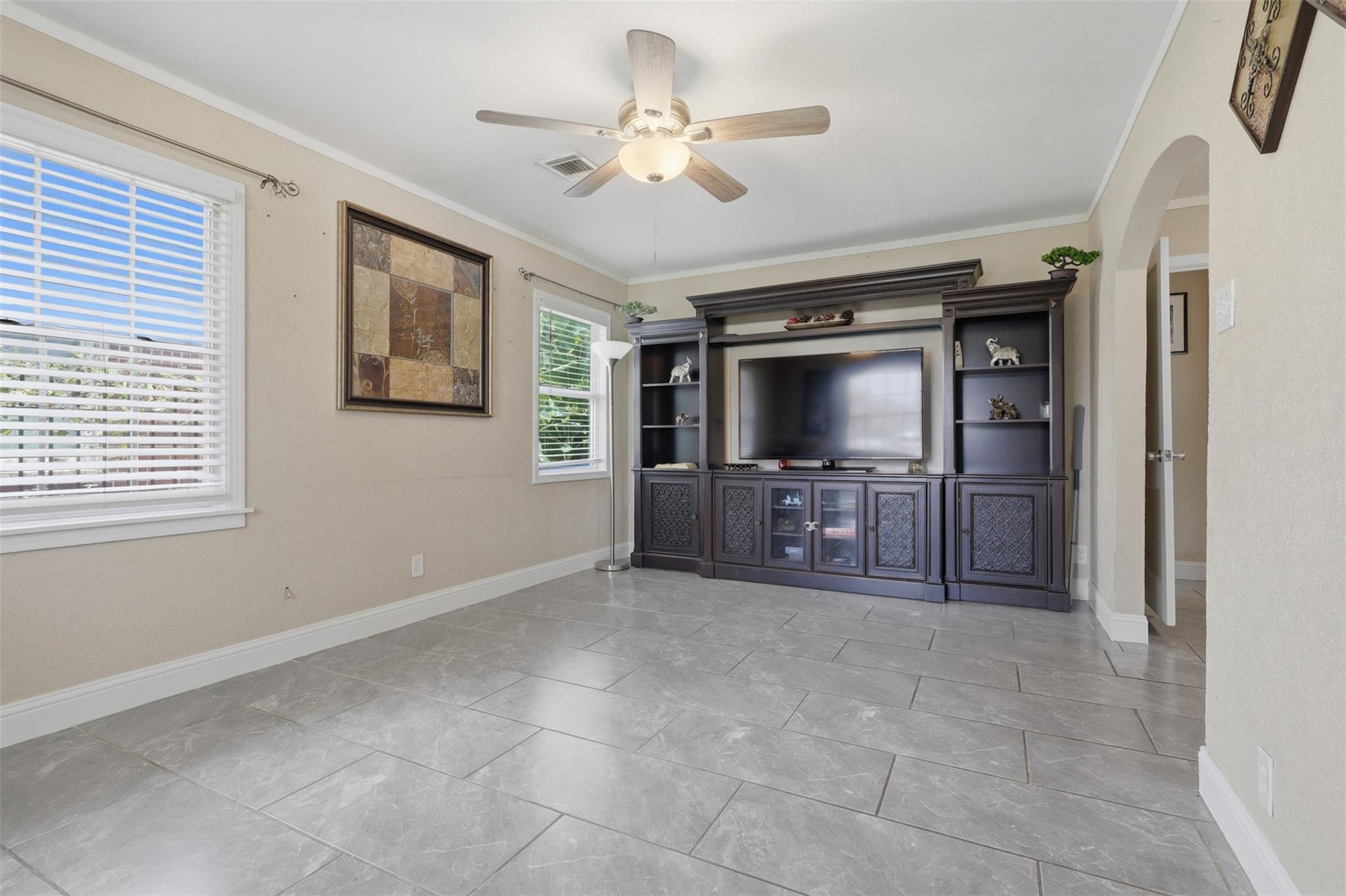 710 W Virginia St, Houston, TX 77076 photo