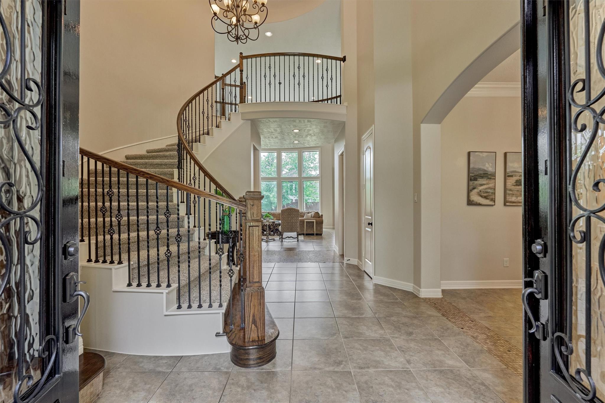67 S Sage Sparrow Cir, Spring, TX 77389 photo