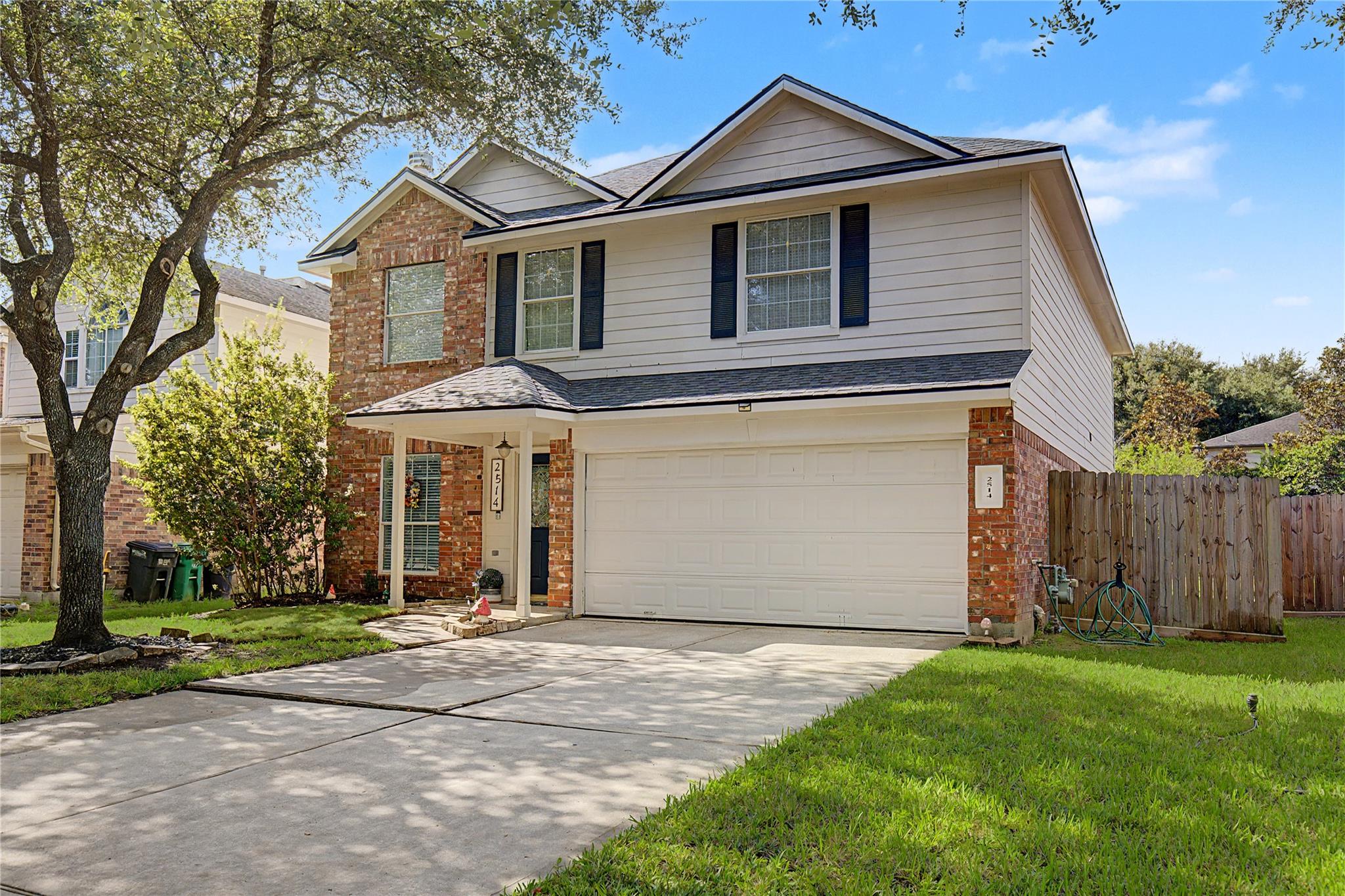 2514 Braley Park Ln, Conroe, TX 77385 photo