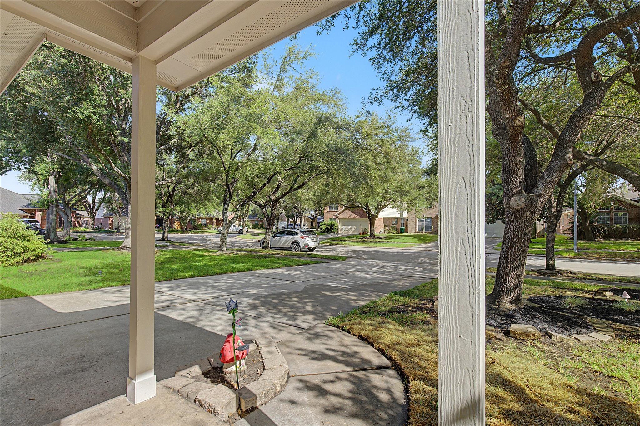 2514 Braley Park Ln, Conroe, TX 77385 photo