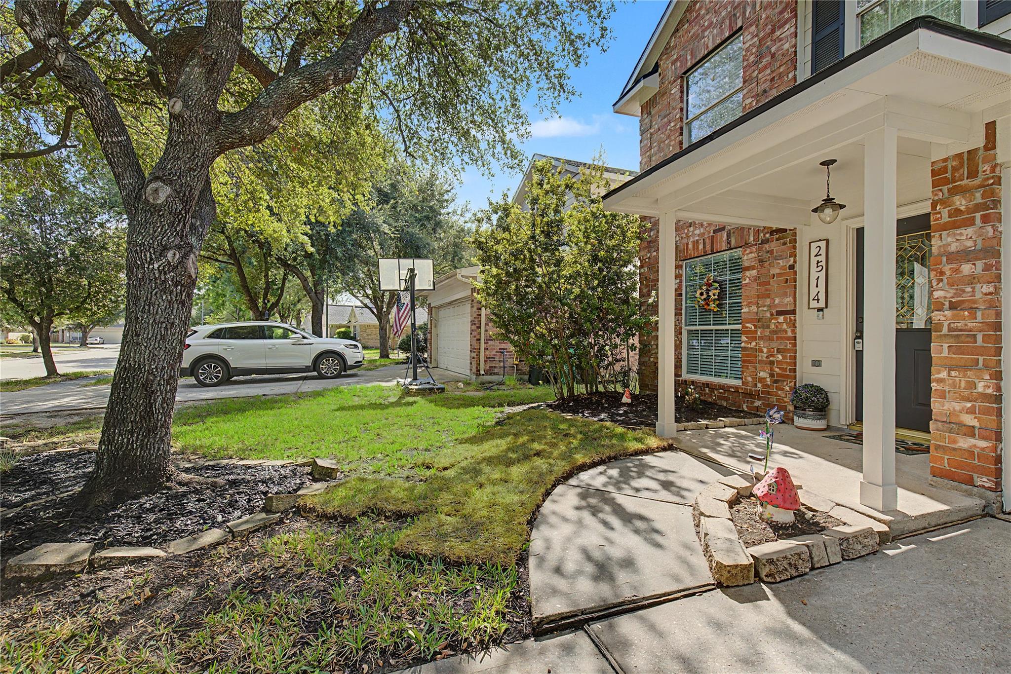 2514 Braley Park Ln, Conroe, TX 77385 photo