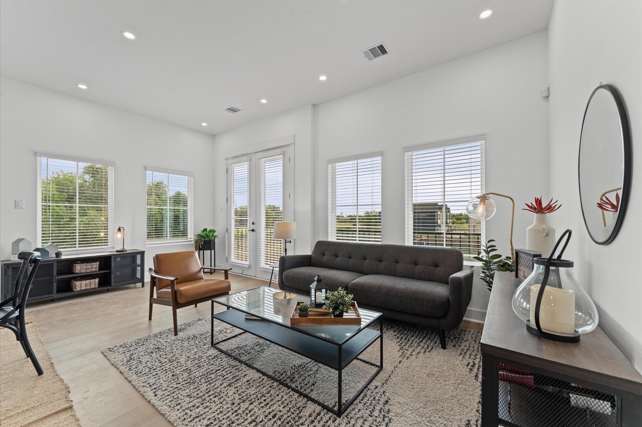 3013 Jensen Spring Ln, Houston, TX 77026
