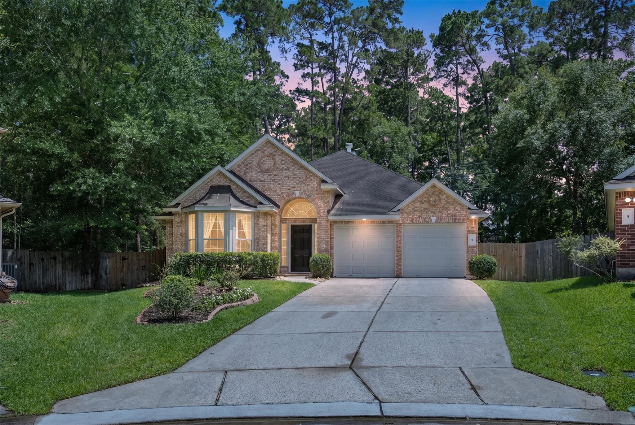 2 Gilded Crest Ct, The Woodlands, TX 77382