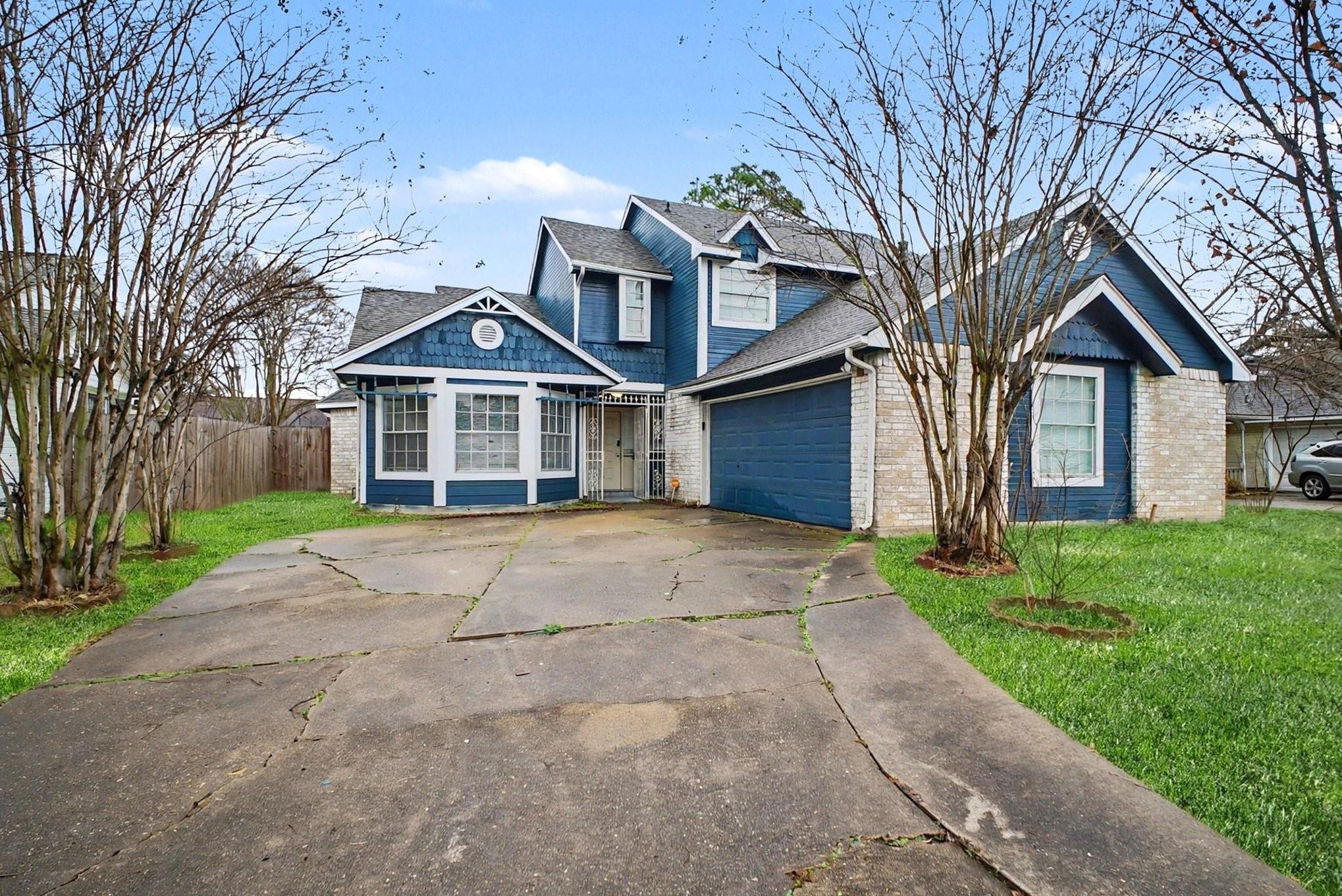 12310 Ashling Dr, Houston, TX 77477