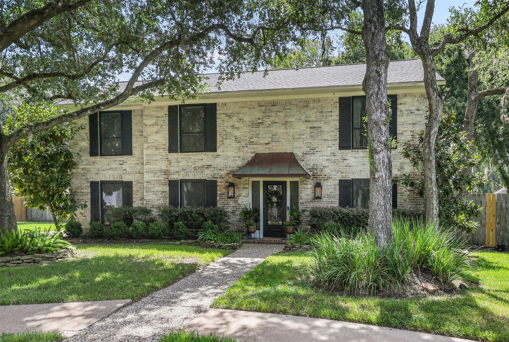 16535 Laurelfield Dr, Houston, TX 77059 photo