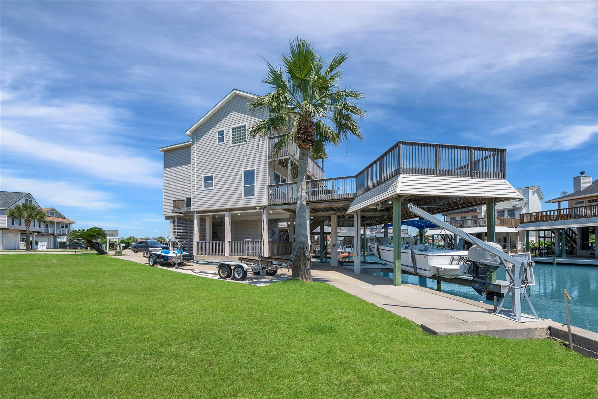 543 Sunset Cir, Galveston, TX 77554 photo