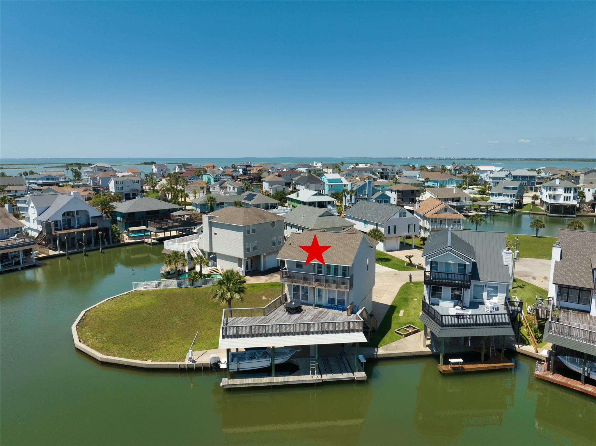 543 Sunset Cir, Galveston, TX 77554
