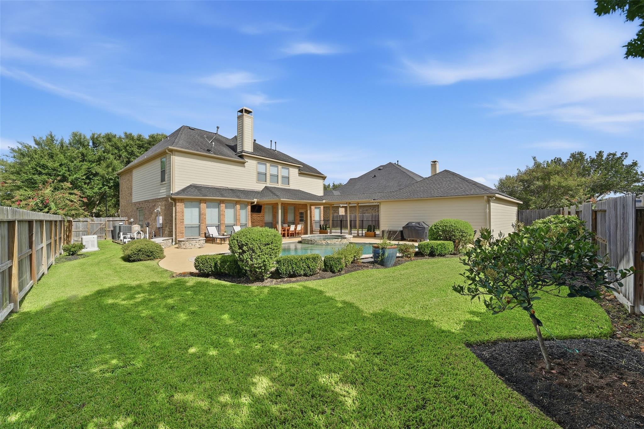 2815 Golden Larch Dr, Katy, TX 77494 photo