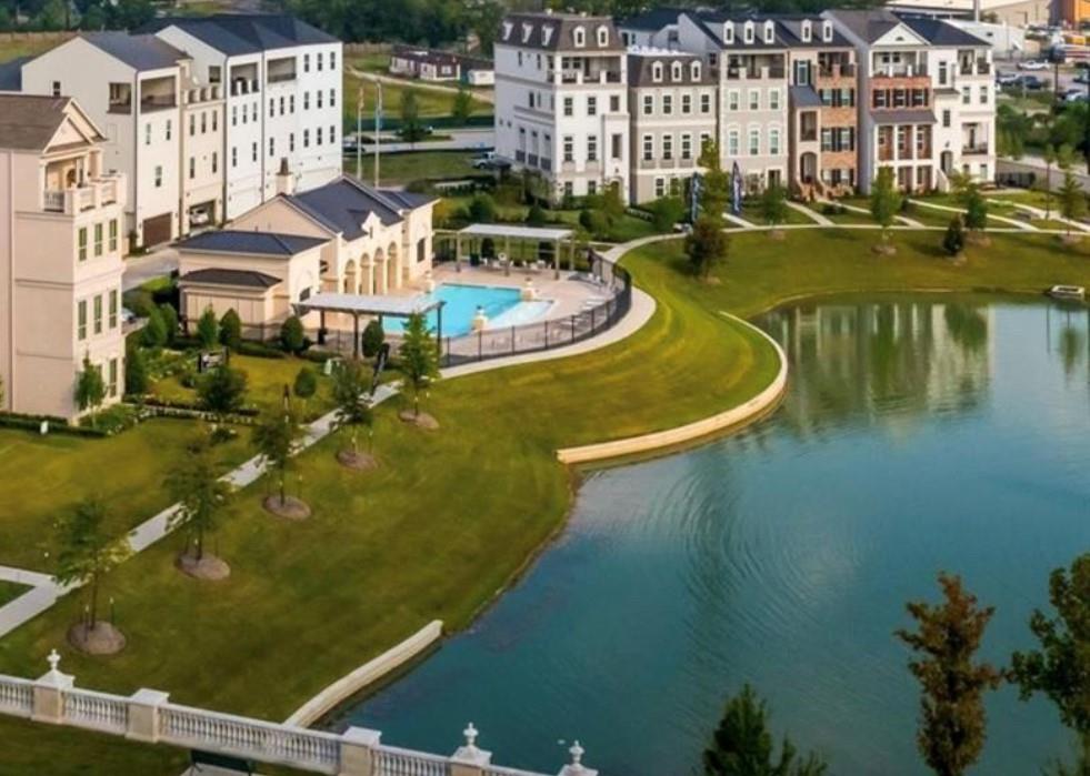 3705 Somerset York Ln, Houston, TX 77055