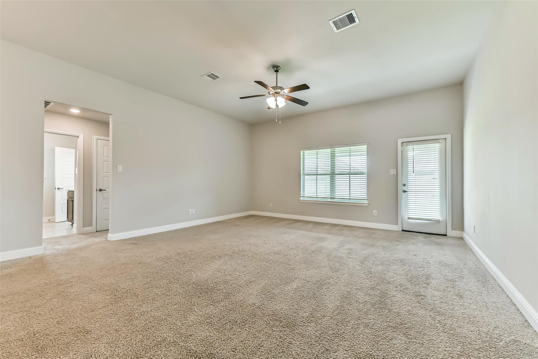 11017 Webber Ln, Texas City, TX 77591 photo