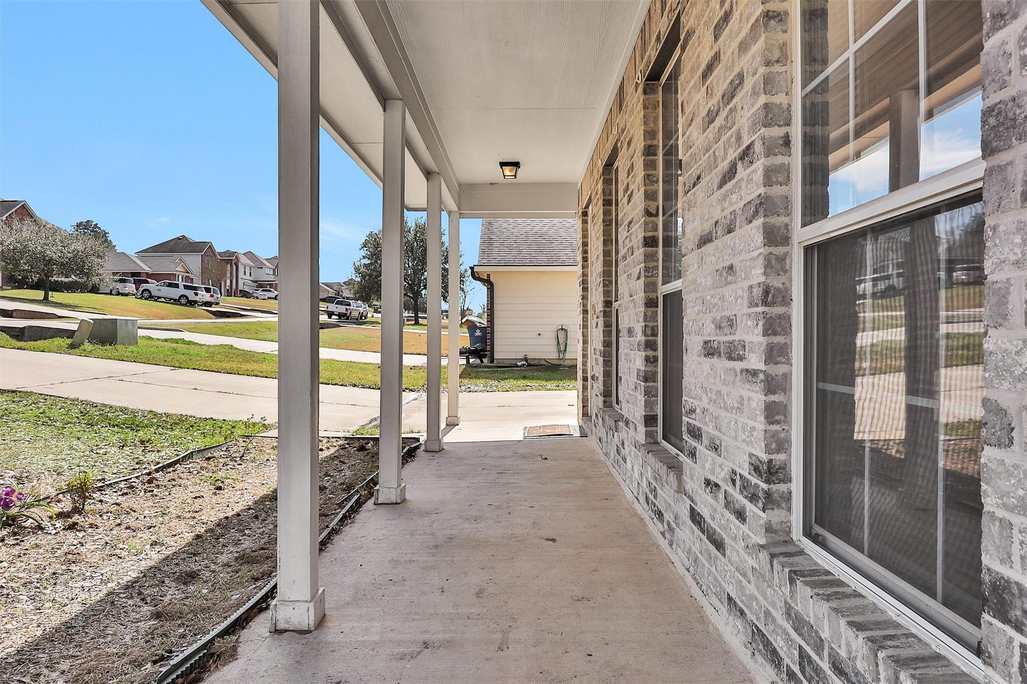 13757 Bighorn Trl, Willis, TX 77378 photo