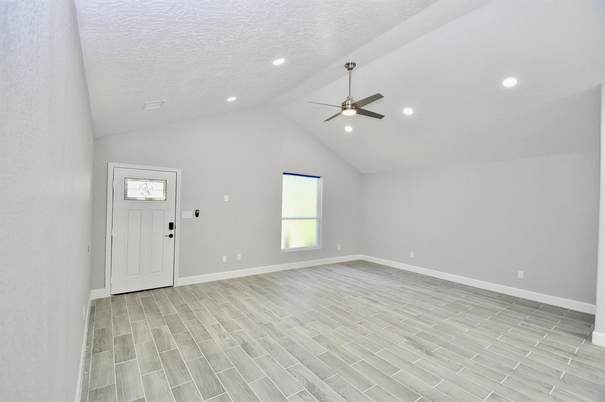 734 Hambrick Ct, Houston, TX 77060 photo
