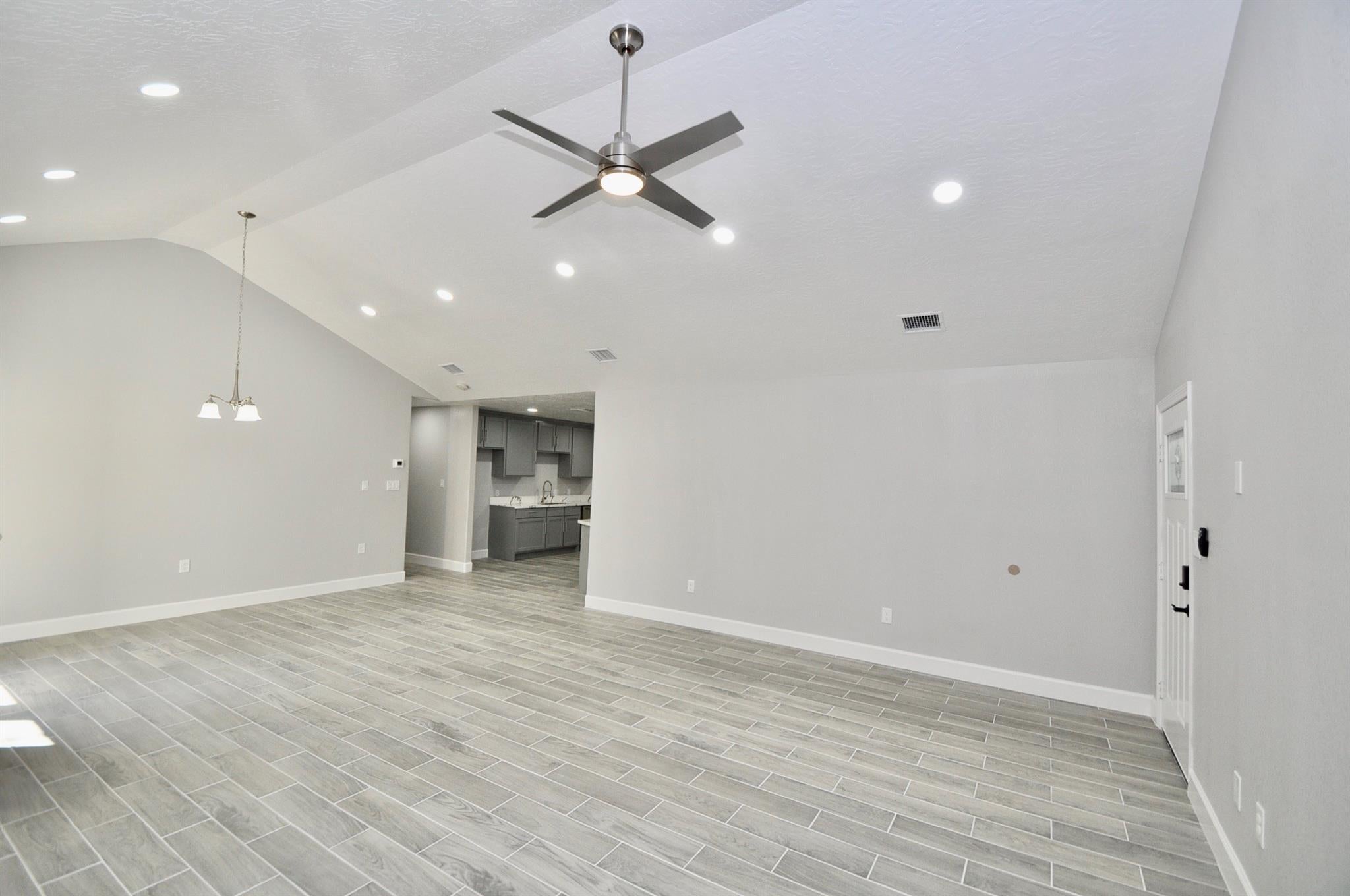 734 Hambrick Ct, Houston, TX 77060 photo
