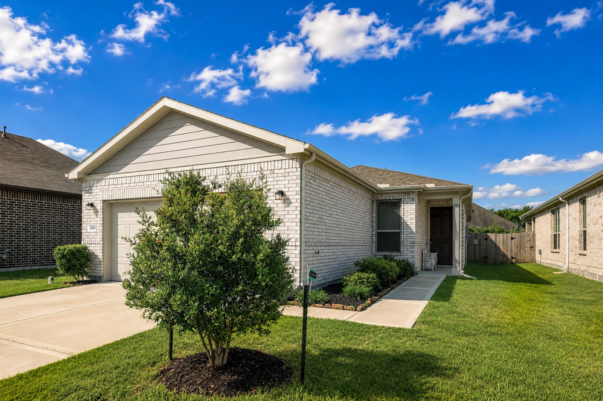 20900 Sheffield Park Dr, Porter, TX 77365 photo