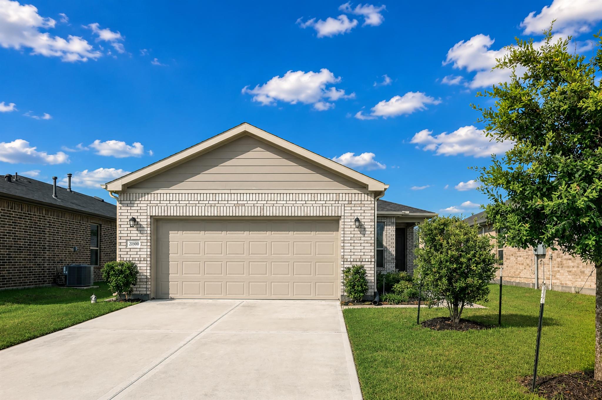 20900 Sheffield Park Dr, Porter, TX 77365 photo
