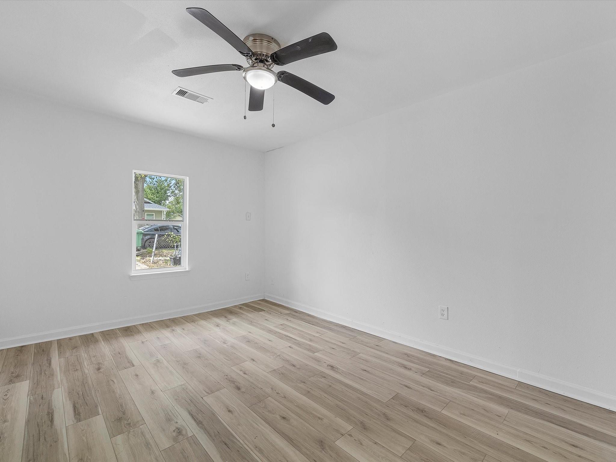 8161 Record St, Houston, TX 77028 photo