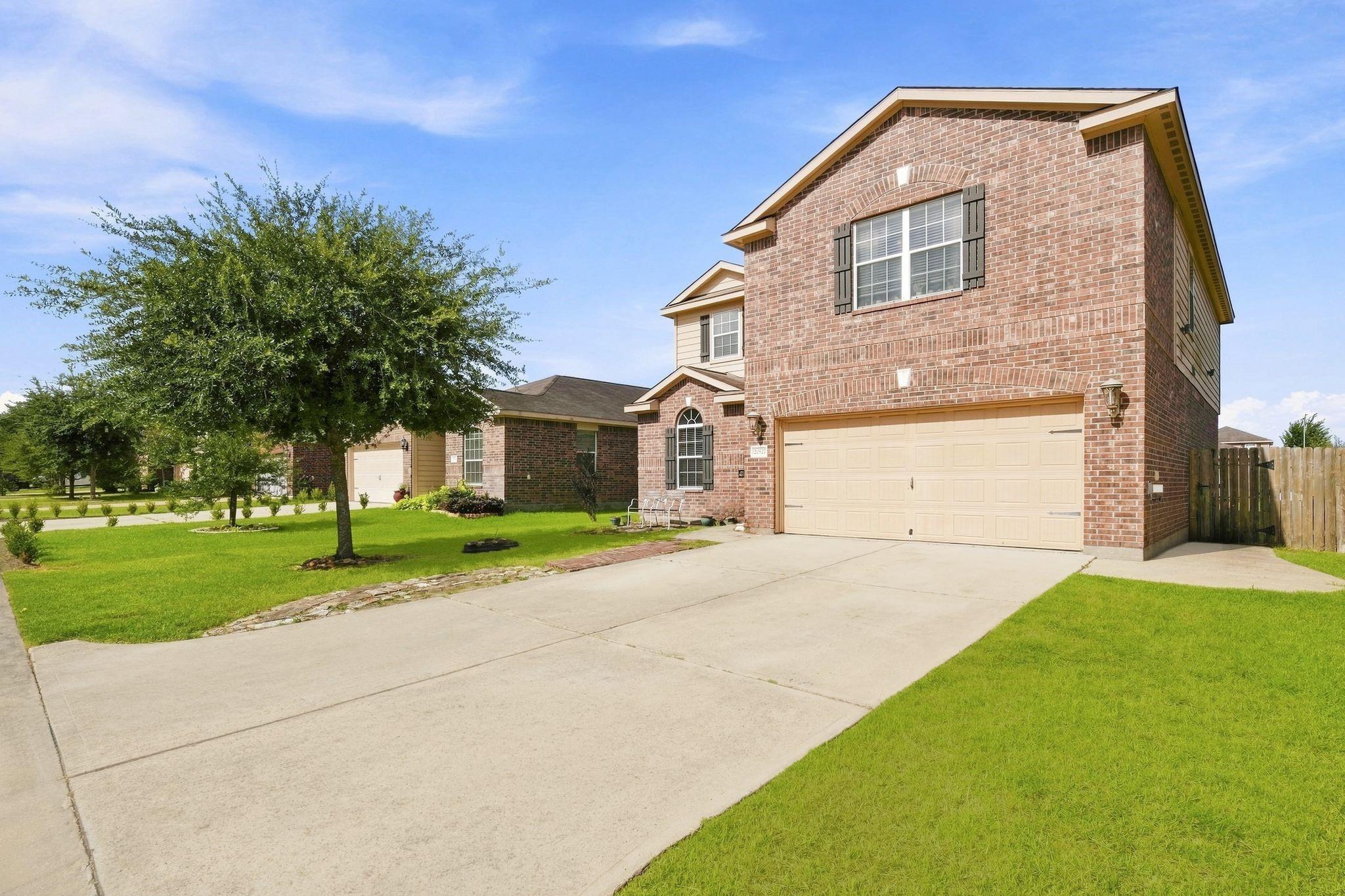 20527 Marker Ridge Dr, Humble, TX 77338 photo