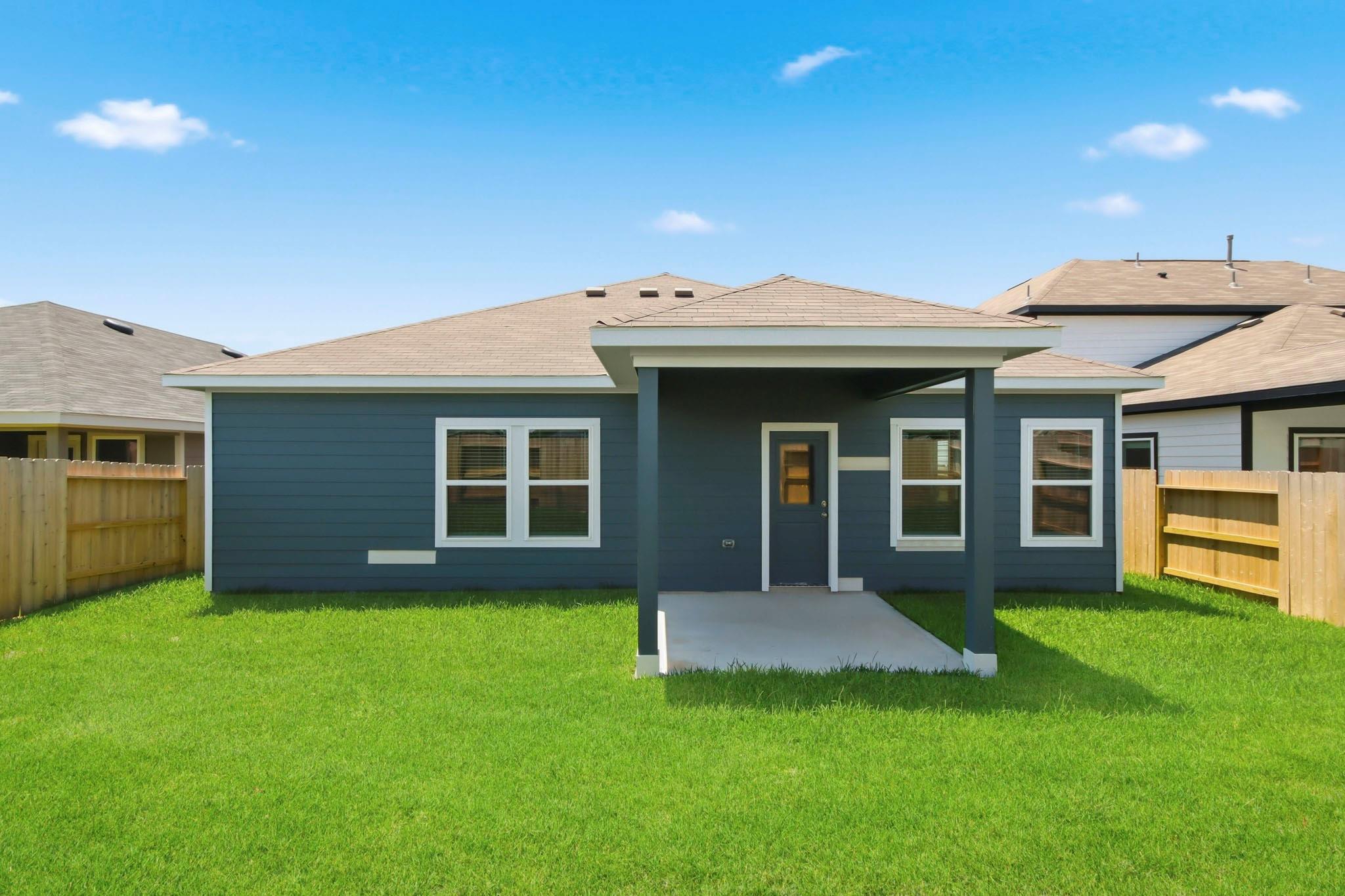 537 Wax Myrtle Way, Hockley, TX 77447 photo
