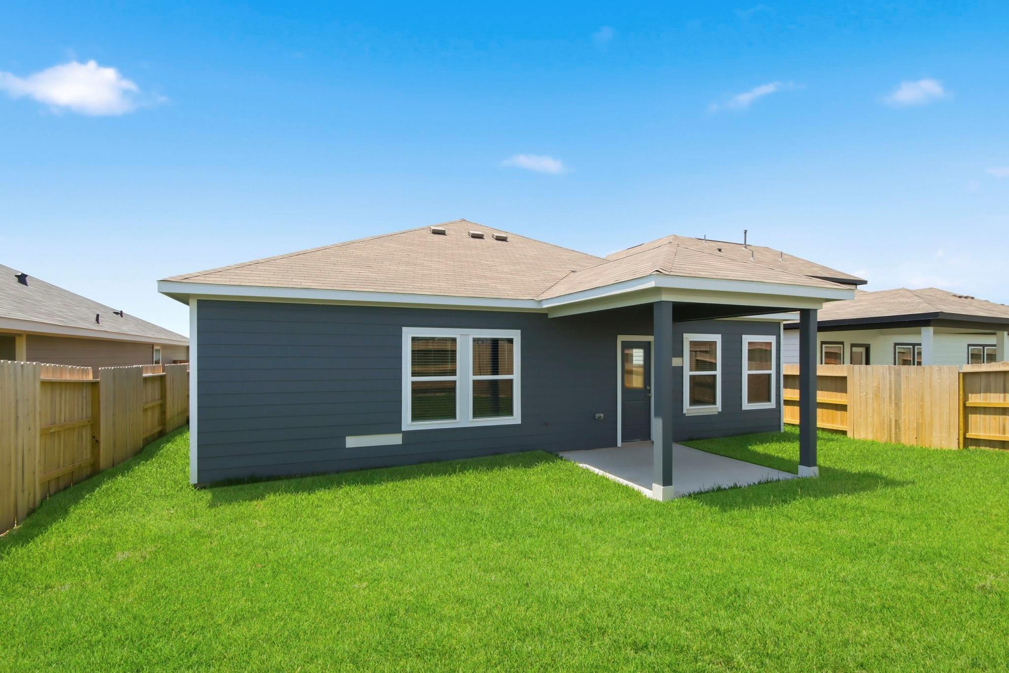 537 Wax Myrtle Way, Hockley, TX 77447 photo