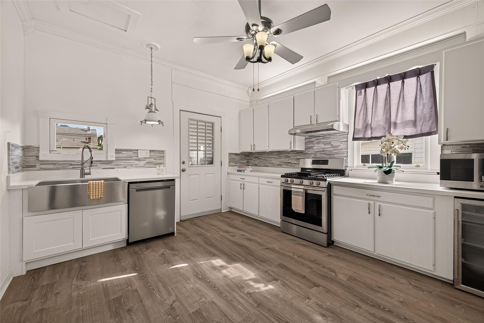 1711 Avenue M, Galveston, TX 77550 photo