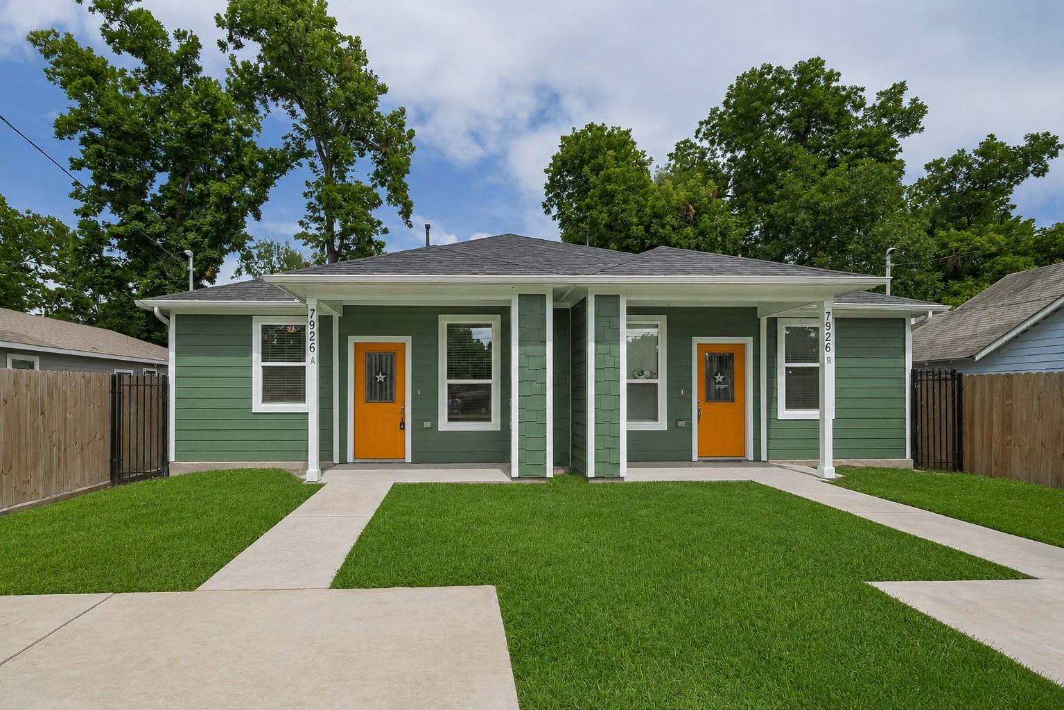 7926 Easter St, Houston, TX 77088