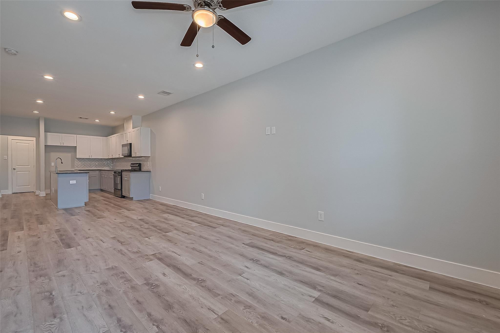 7926 Easter St, Houston, TX 77088 photo