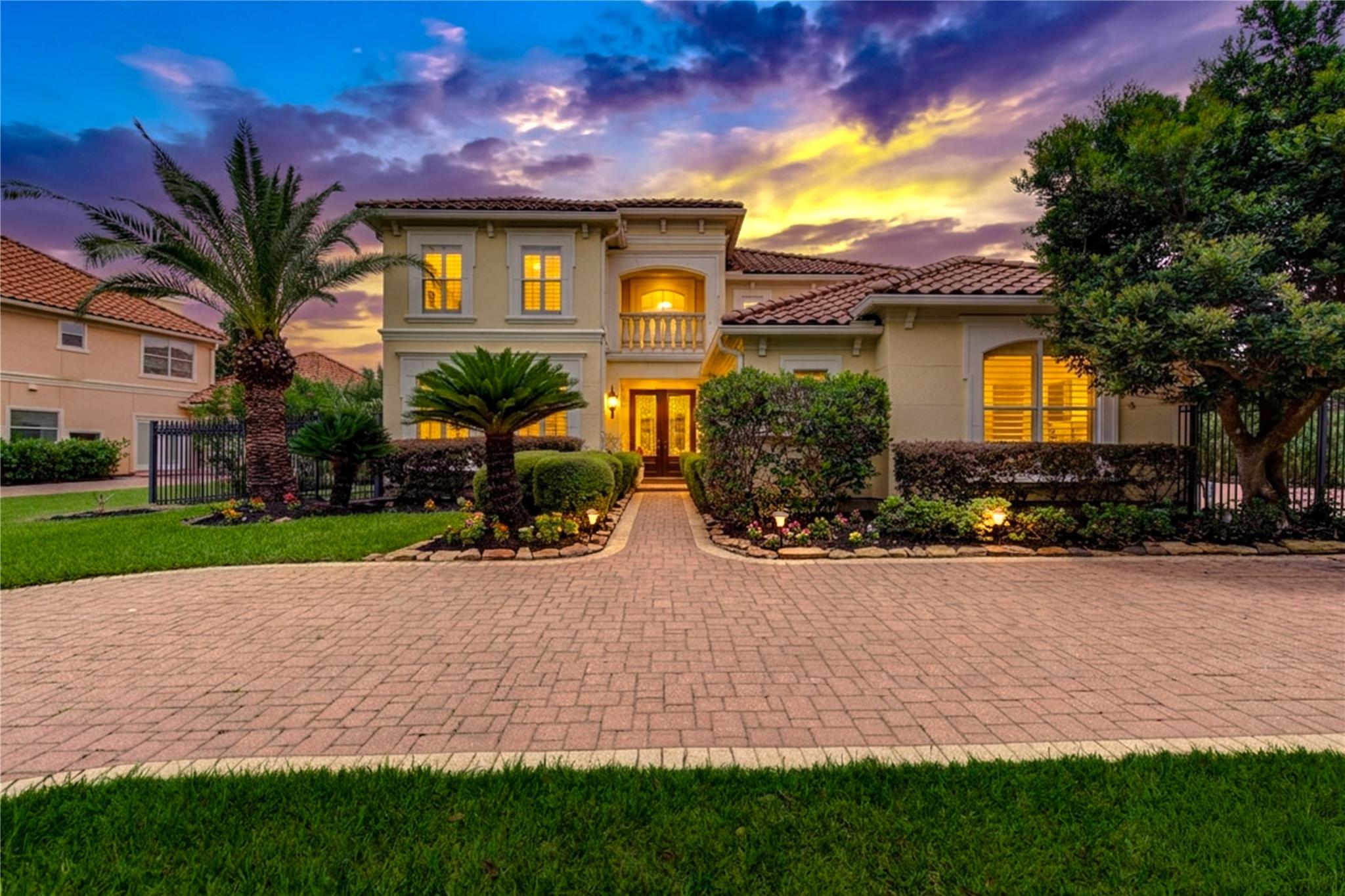14114 Barnhart Blvd, Houston, TX 77077 photo