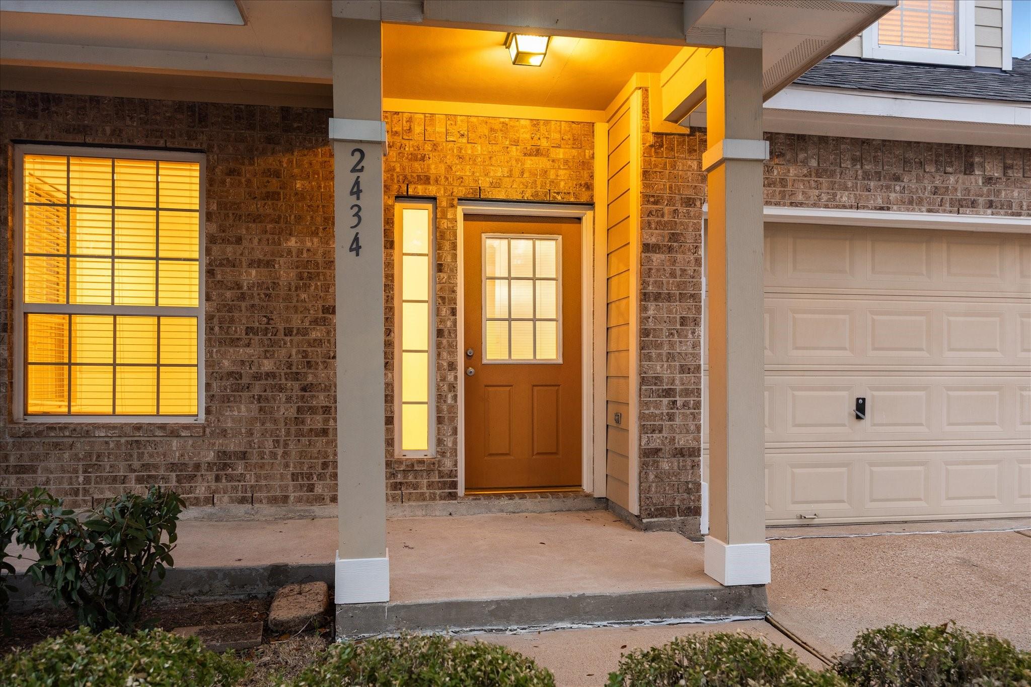 2434 Chuckberry, Houston, TX 77080 photo