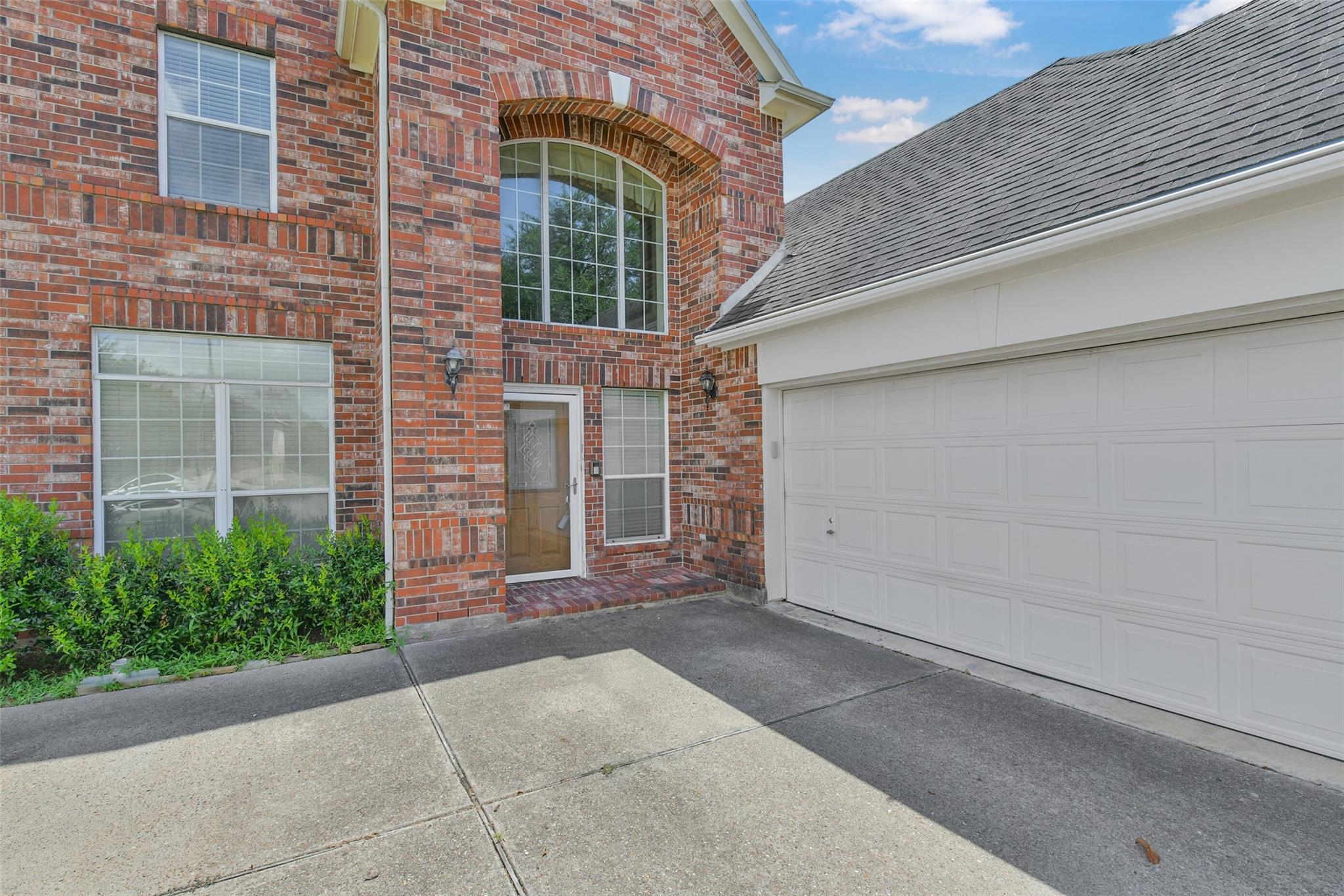 2221 Silvercreek Ct, Deer Park, TX 77536 photo