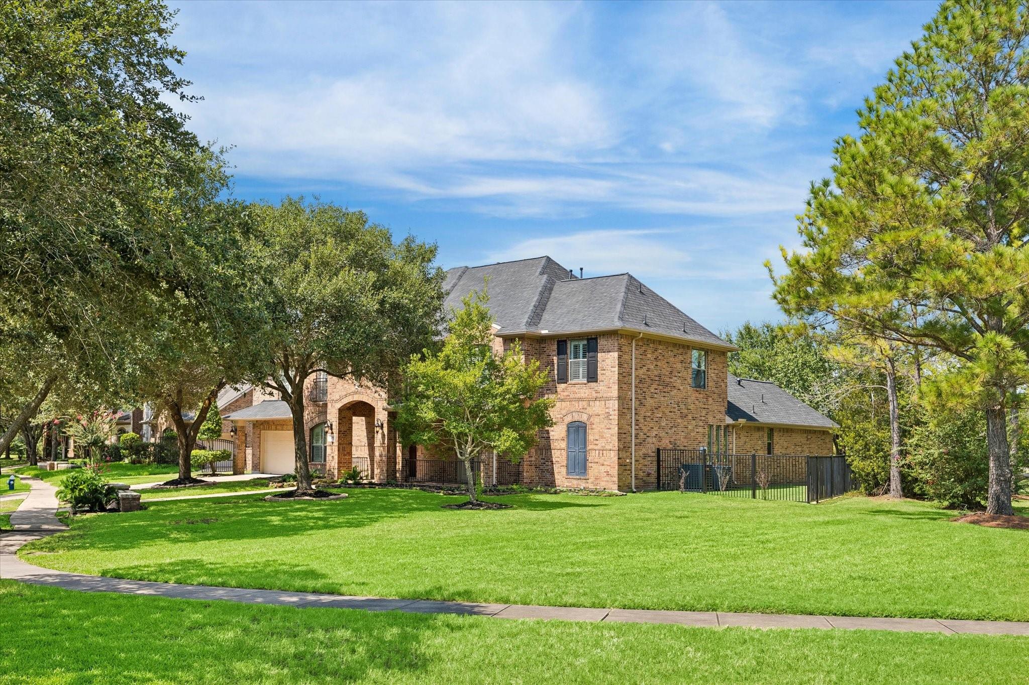 18715 N Thomas Shore Dr, Cypress, TX 77433 photo