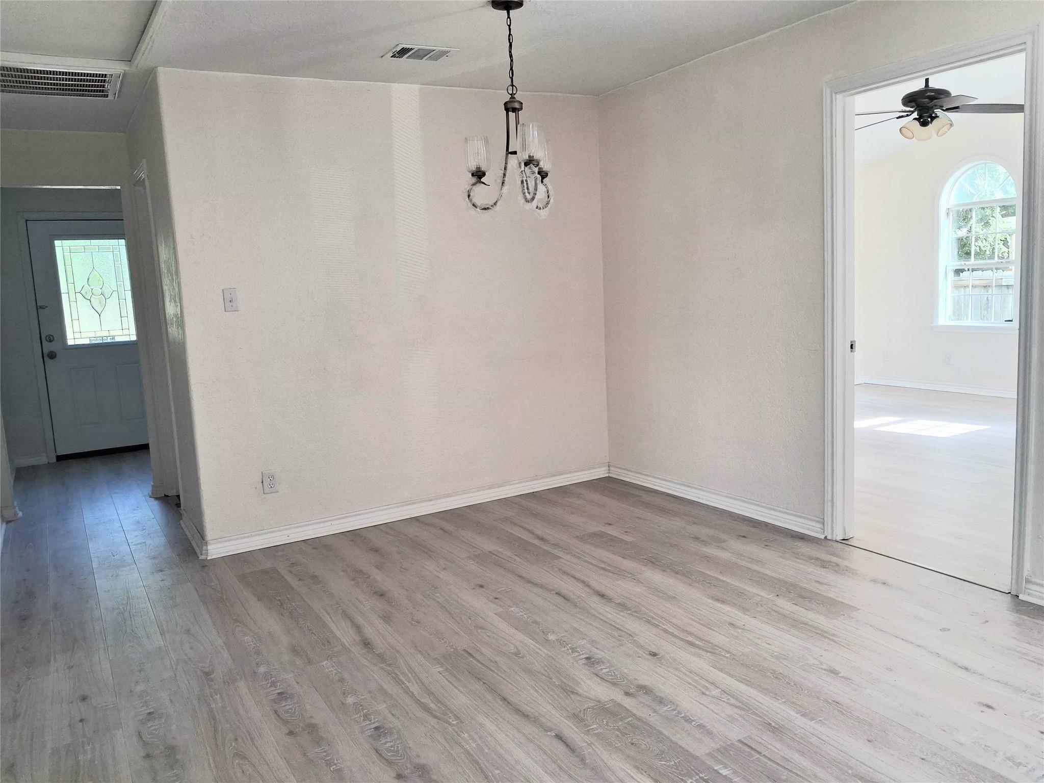 7220 Moore, Hitchcock, TX 77563 photo