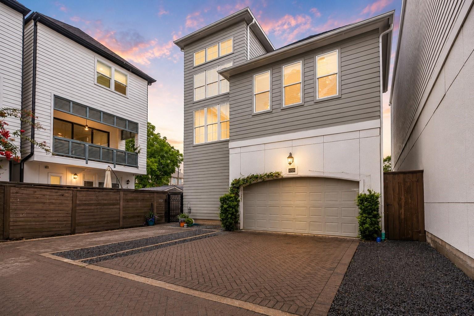 1732 23 St, Houston, TX 77008