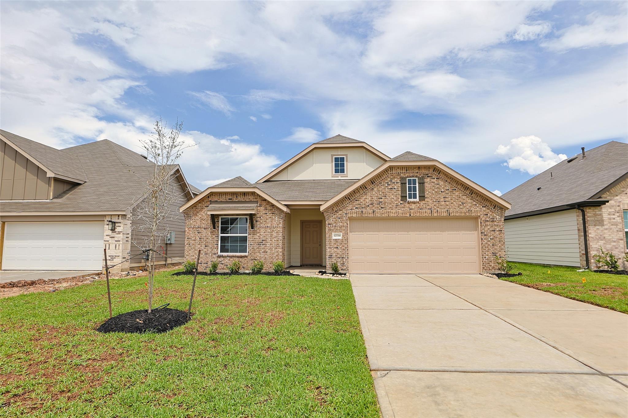 12734 Dina Spring Ln, Magnolia, TX 77354